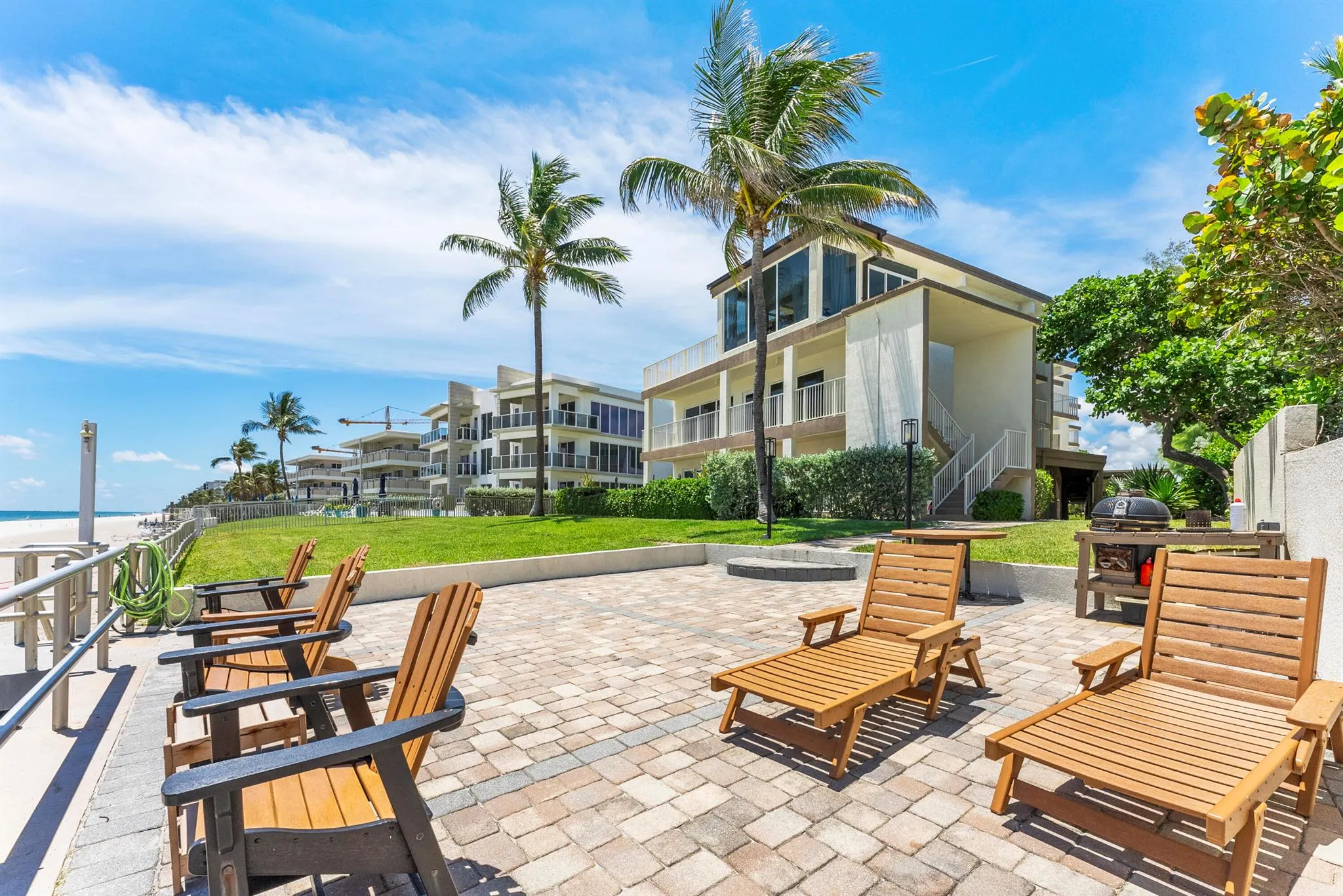1203 Hillsboro Mile, #5b