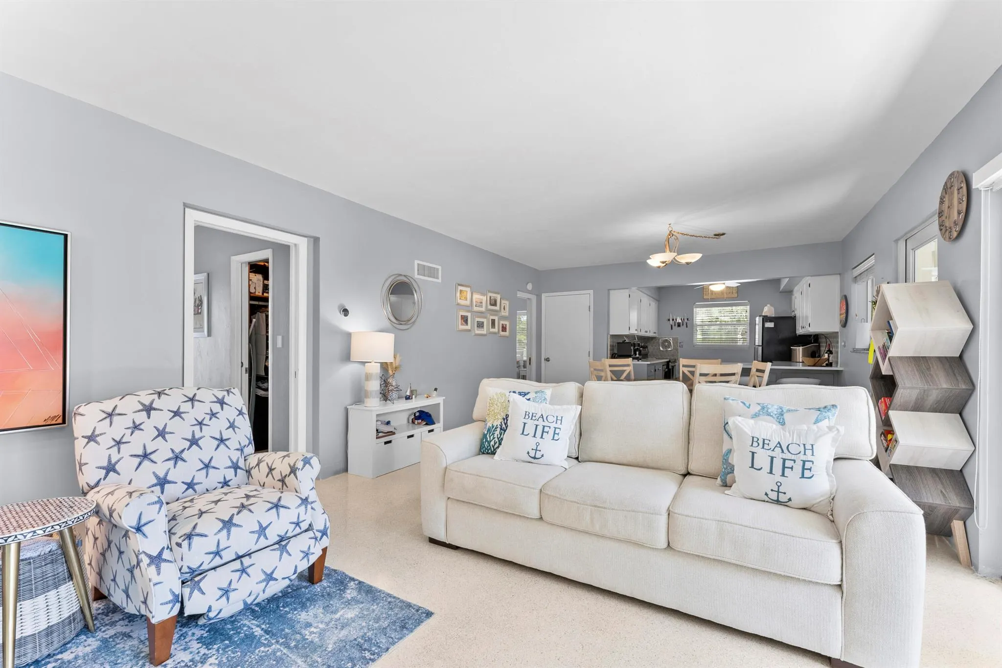 1203 Hillsboro Mile, #5b