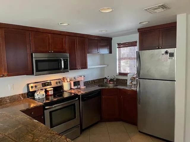 6100 NE 7th 5 Avenue, #5