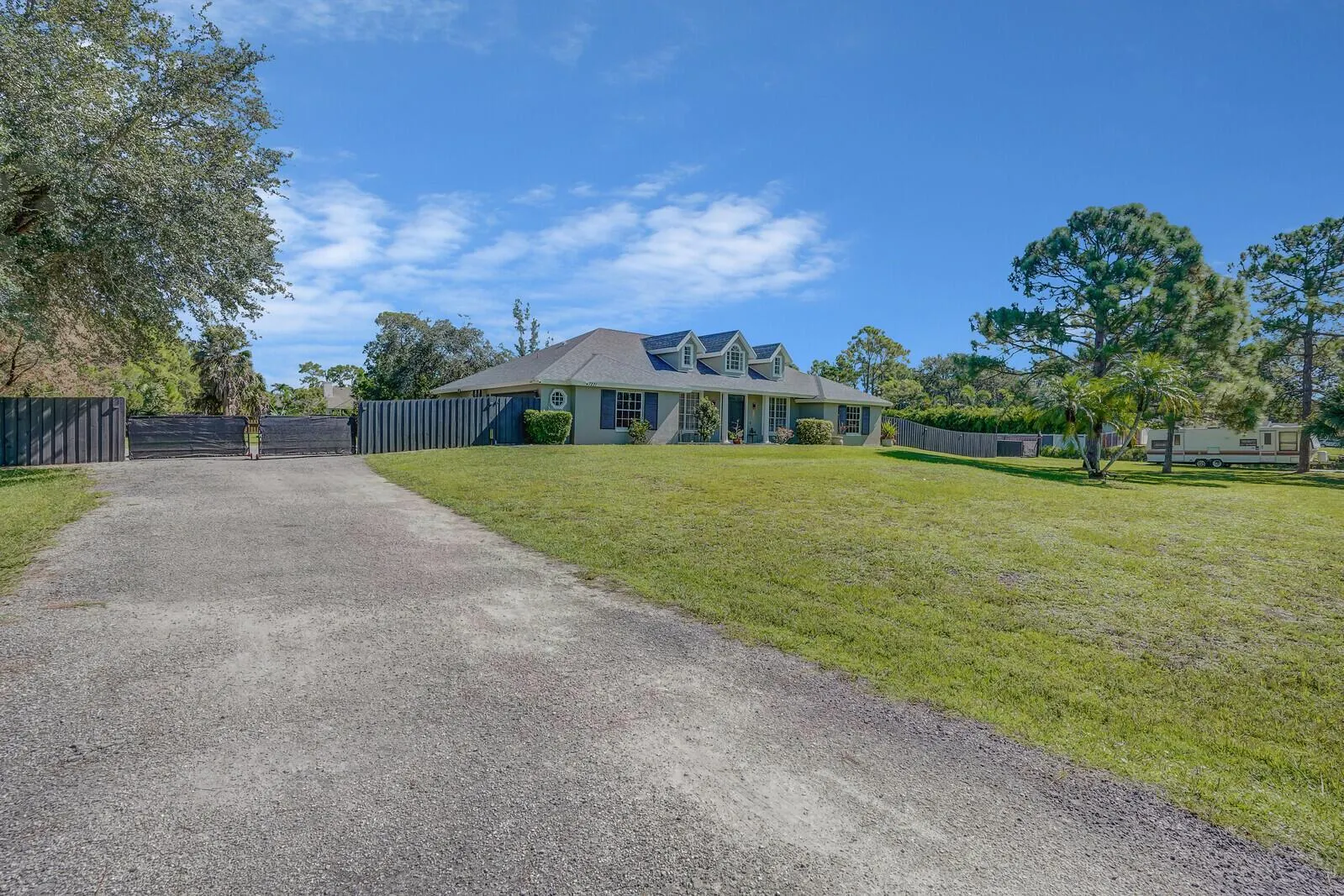 17271 82nd Road N