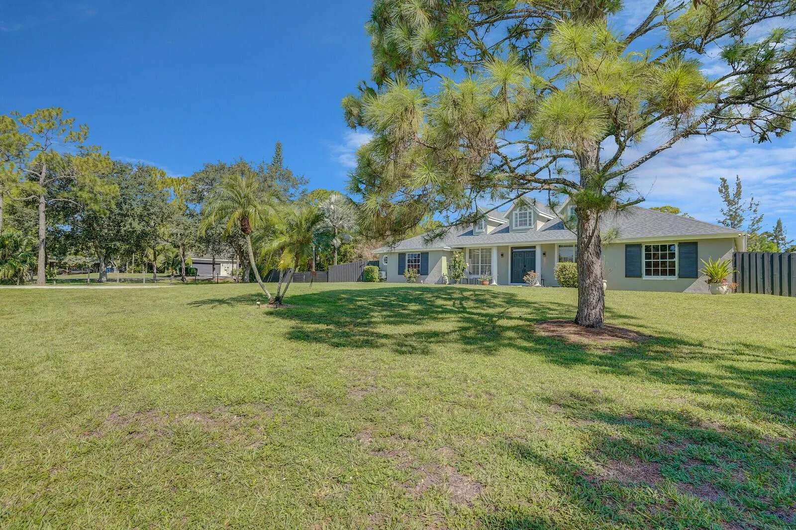17271 82nd Road N