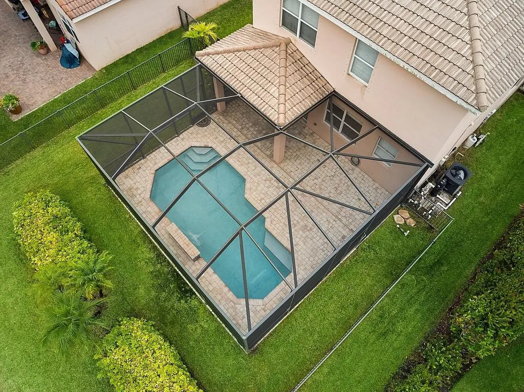 1939 Grey Falcon Circle SW