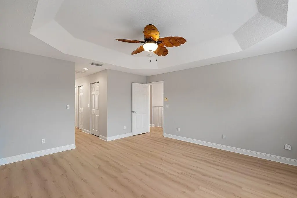 1939 Grey Falcon Circle SW