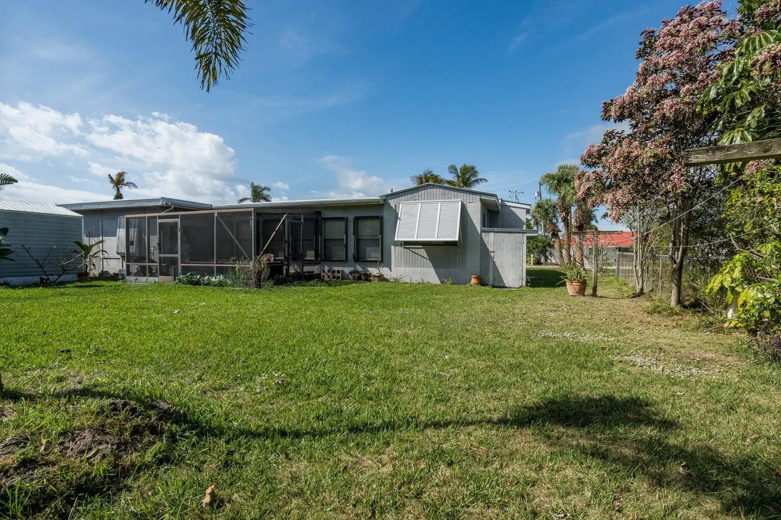 306 Fernandina Street