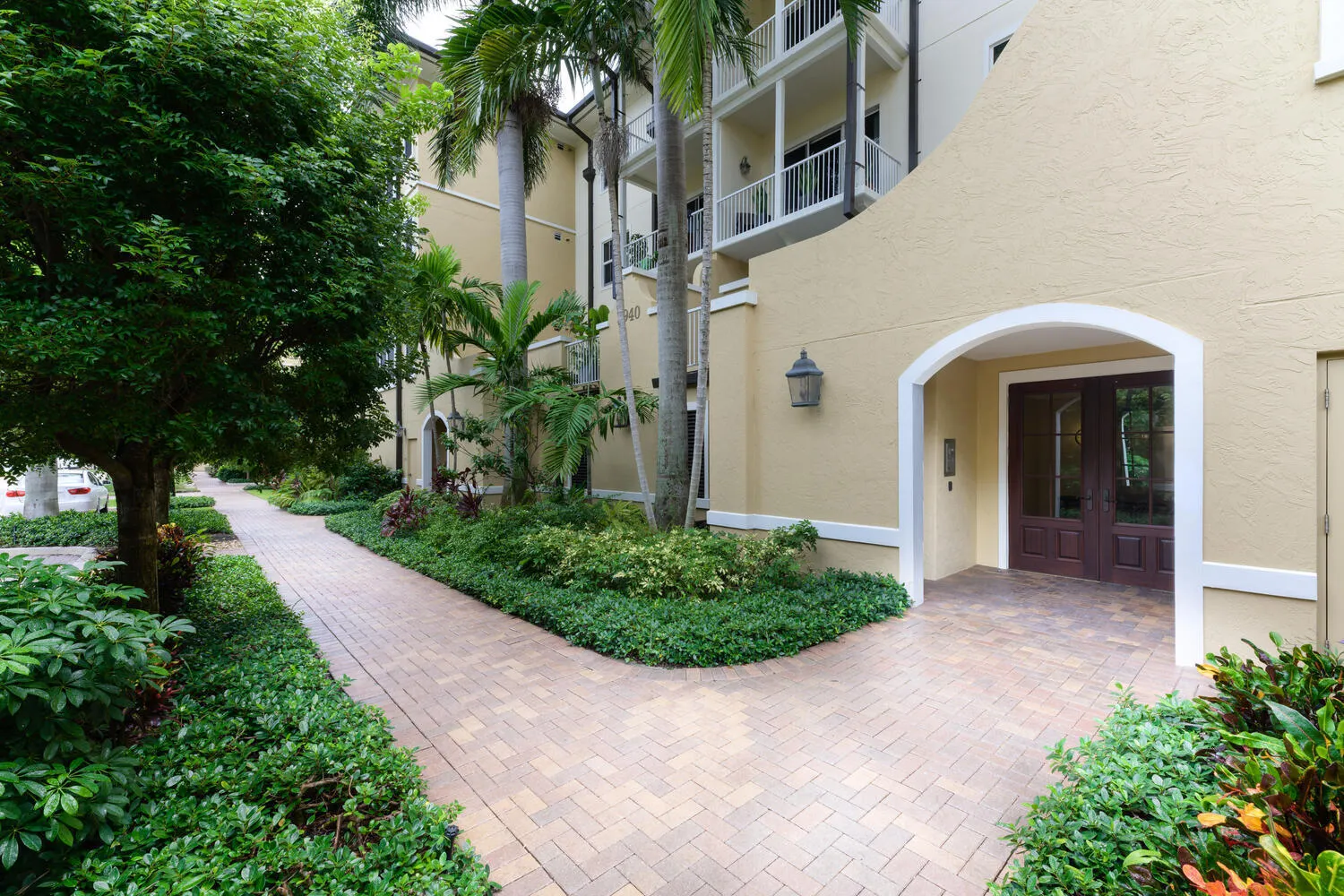 3940 N Flagler Drive, #401