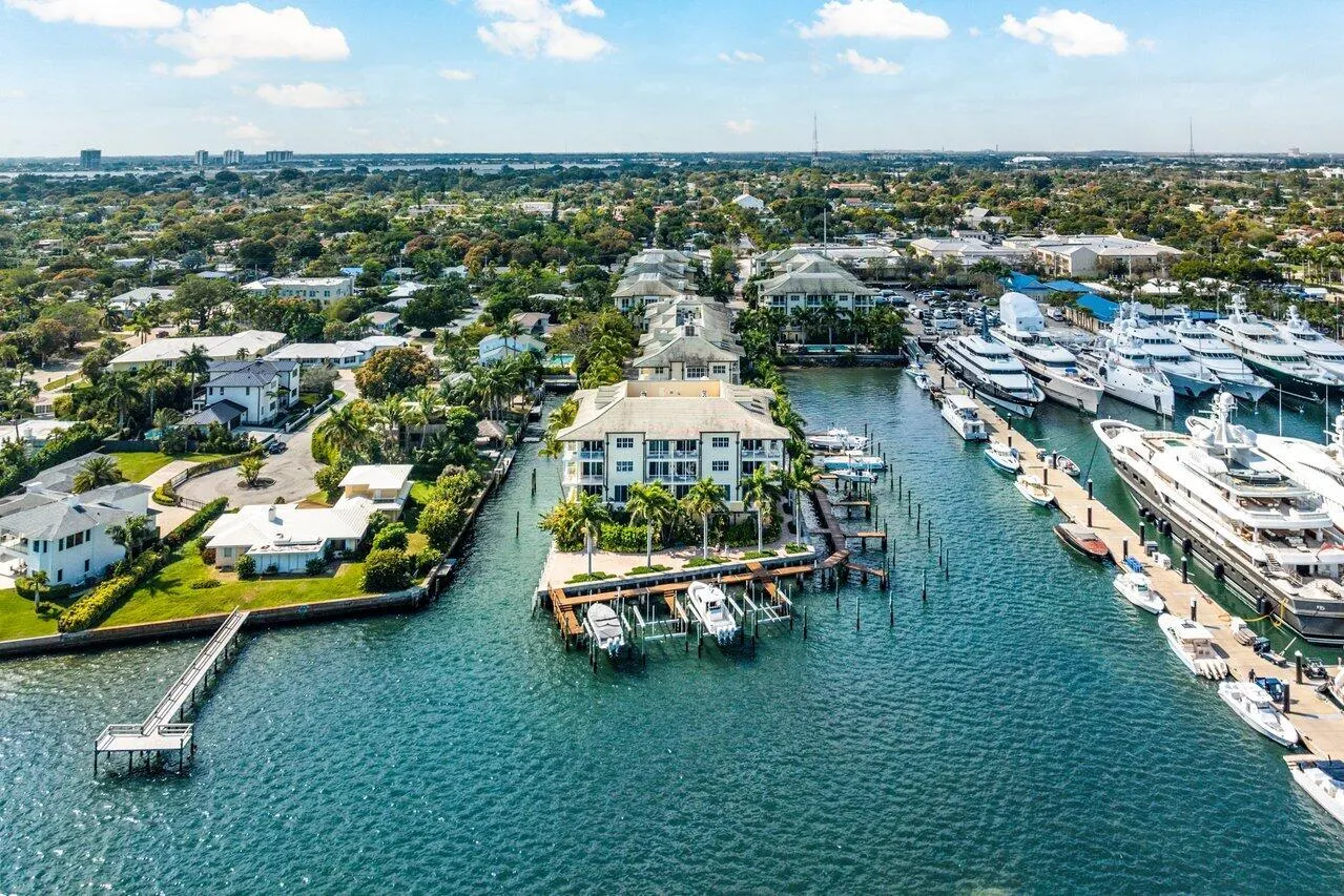 3940 N Flagler Drive, #401