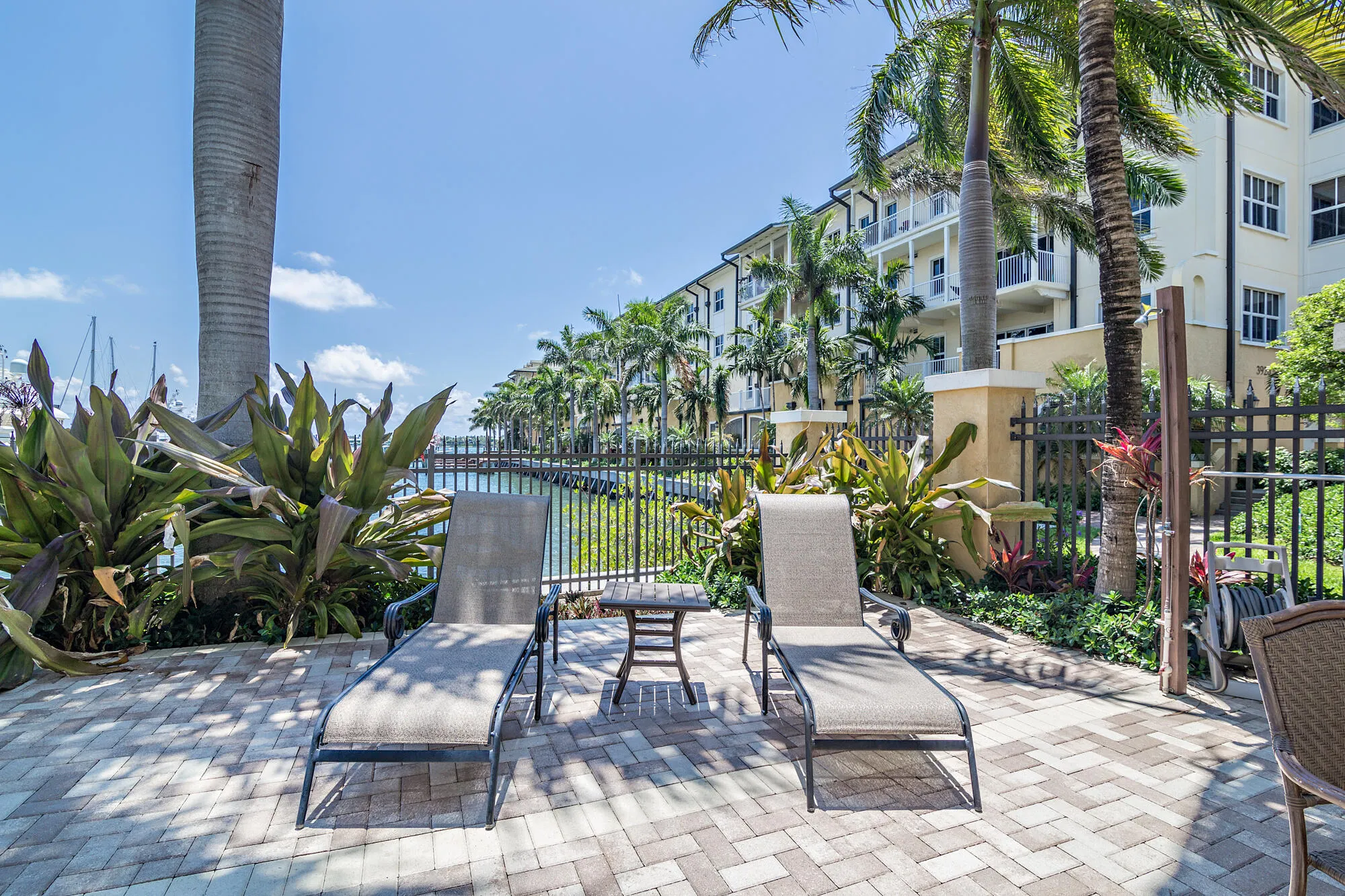 3940 N Flagler Drive, #401
