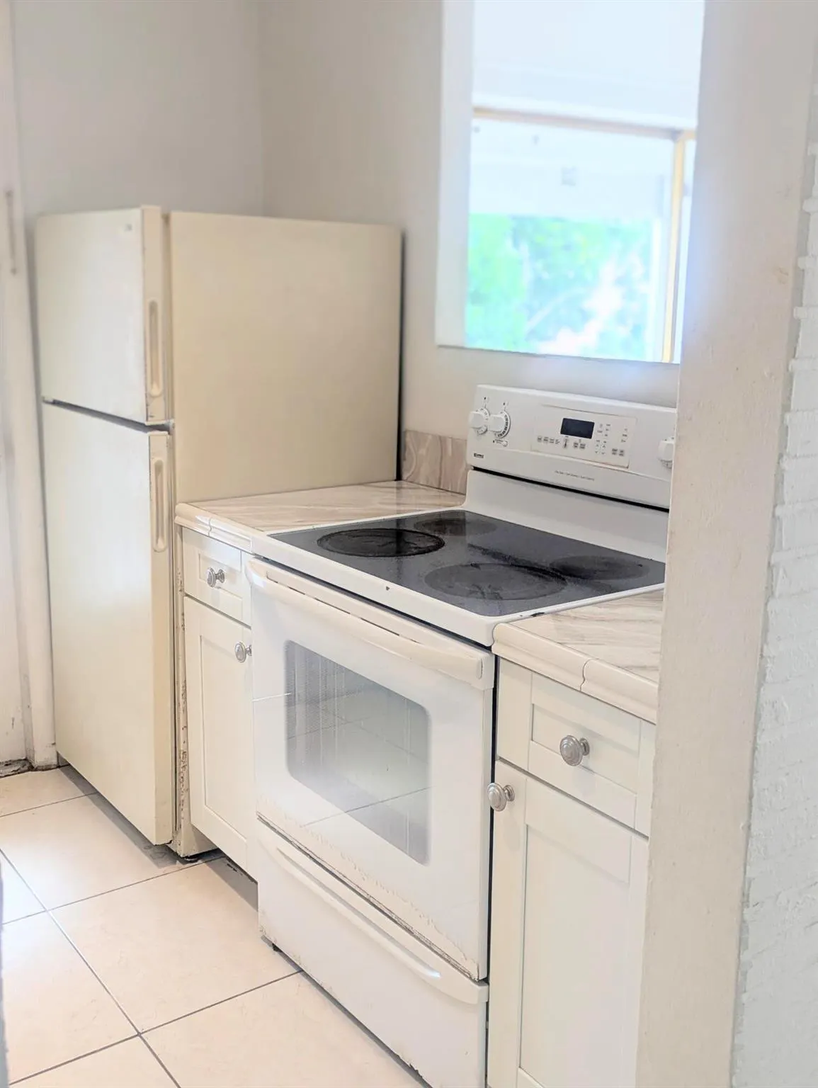 20400 NW 7th Avenue, #202