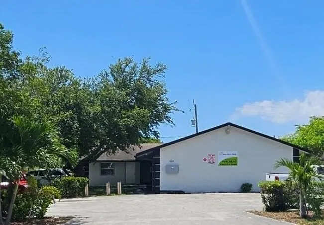 200 NW 14th Street, #1
