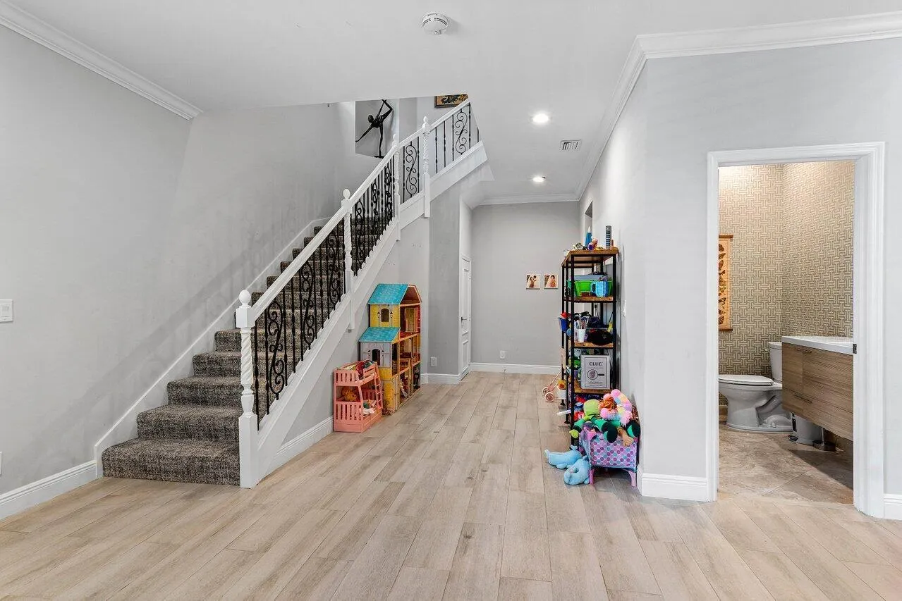 3152 St Annes Drive