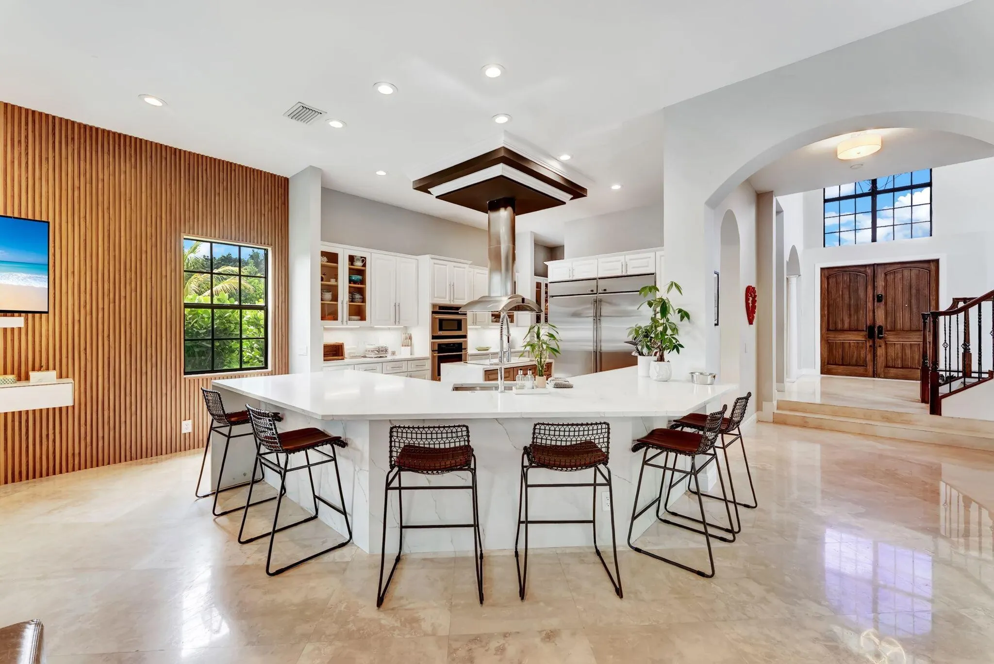 10241 Majestic Trail