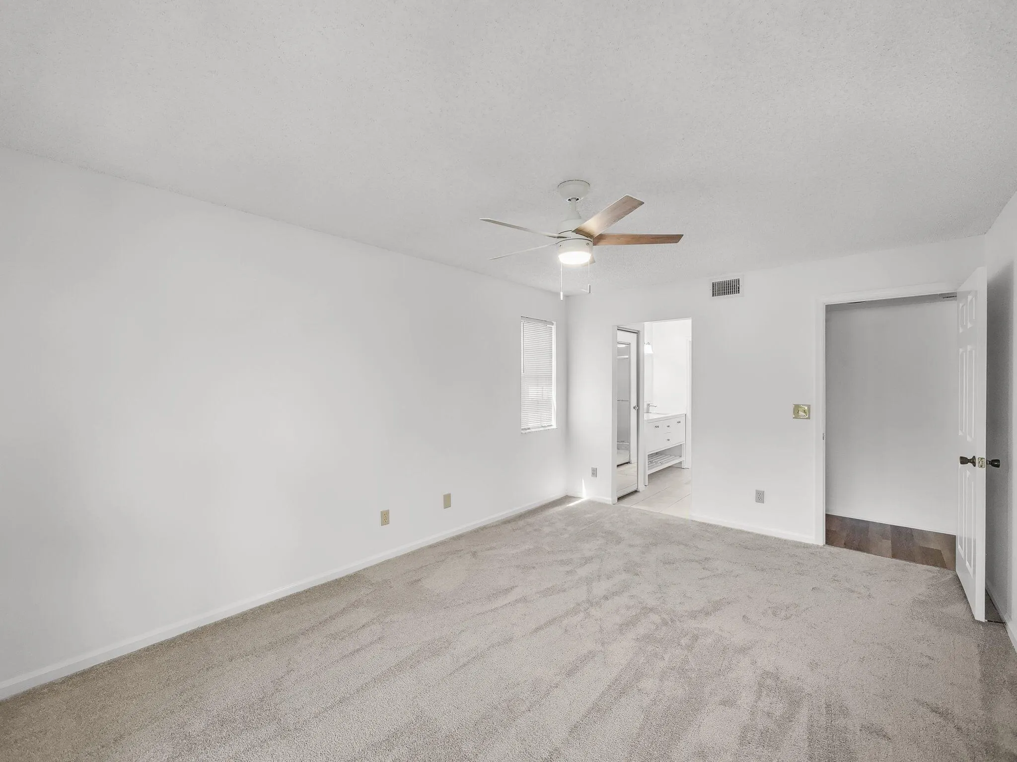 1101 Keystone Drive N, #F