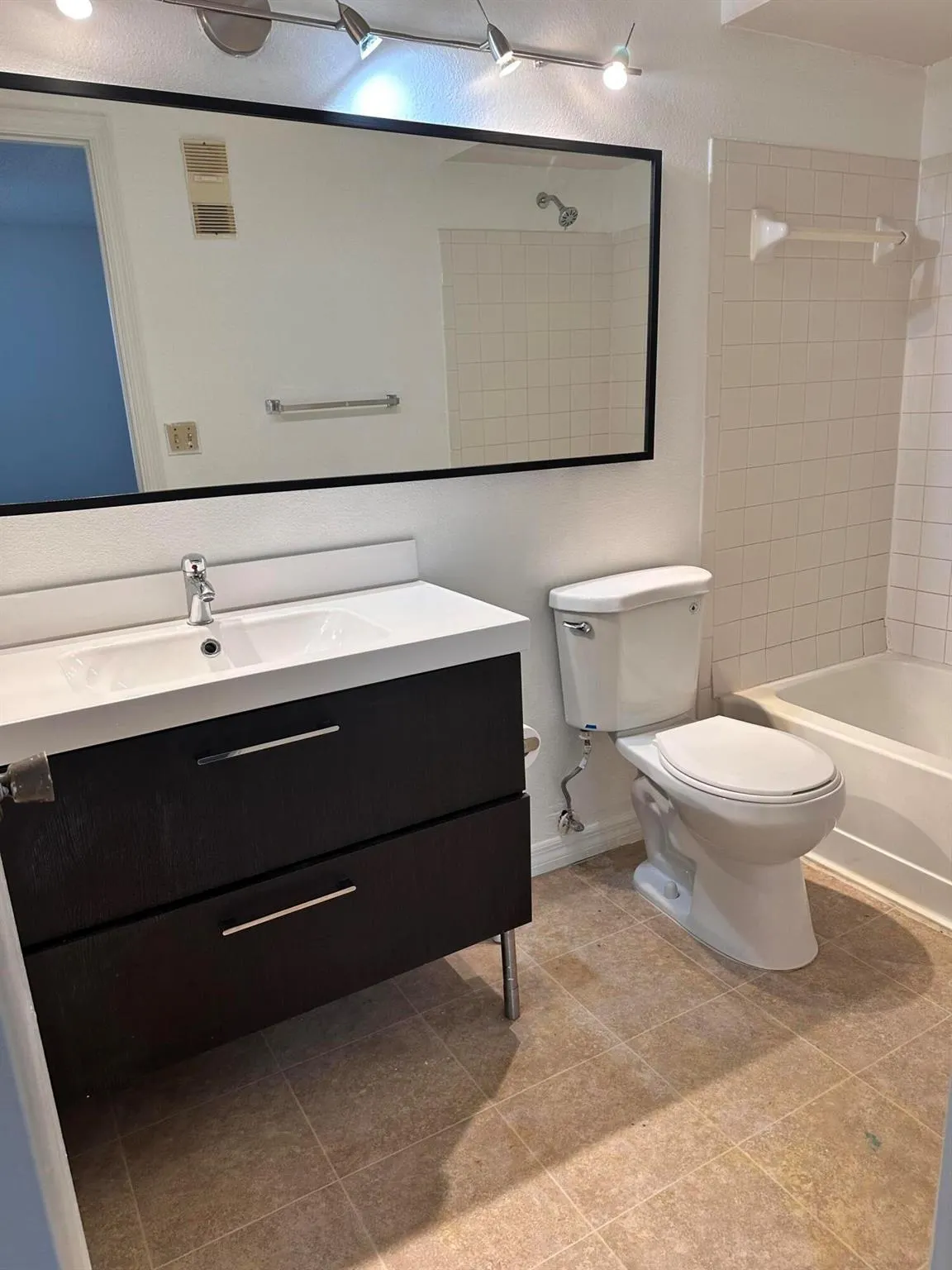 1401 Village Blvd, #1427