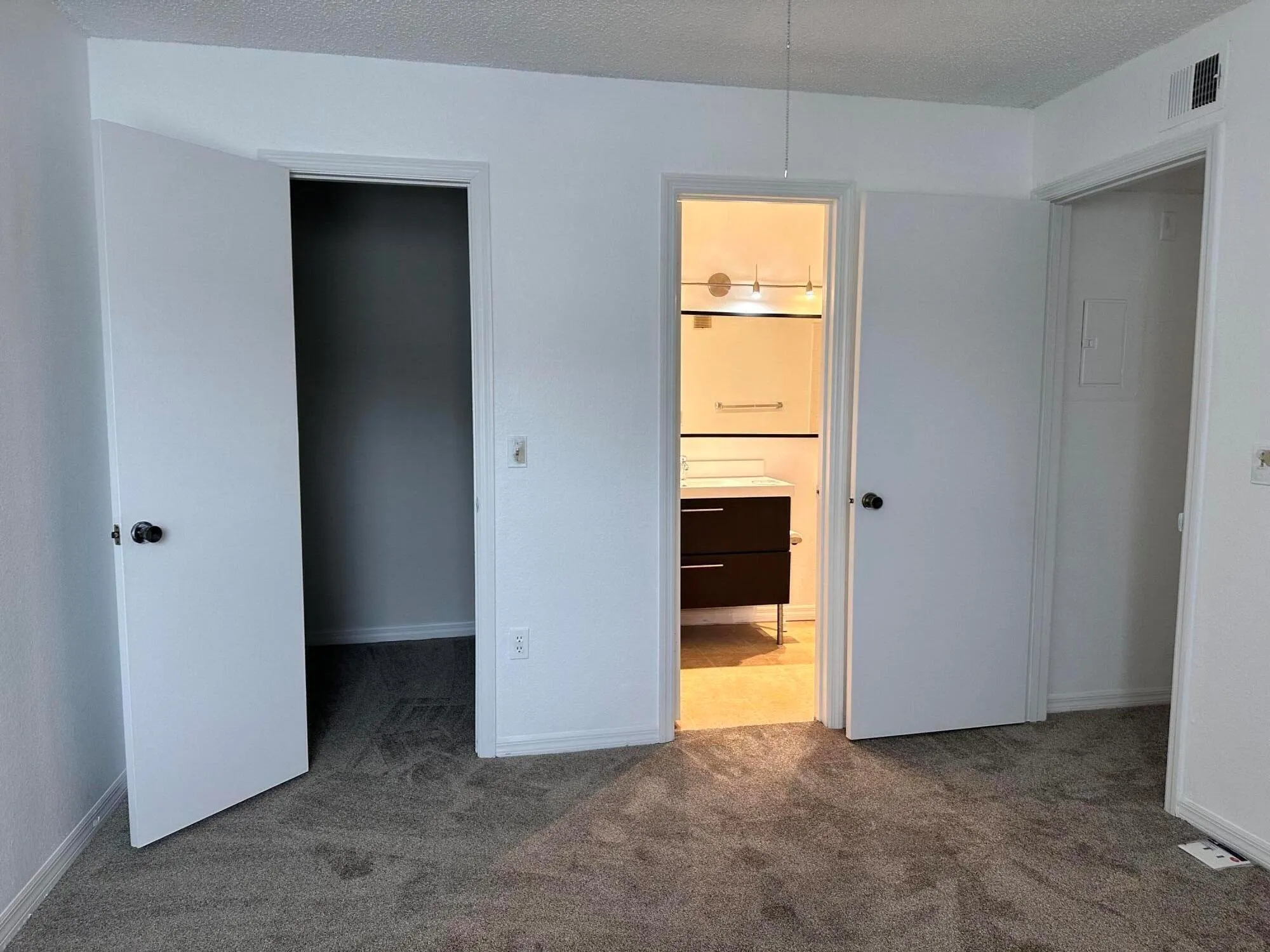 1401 Village Blvd, #1427