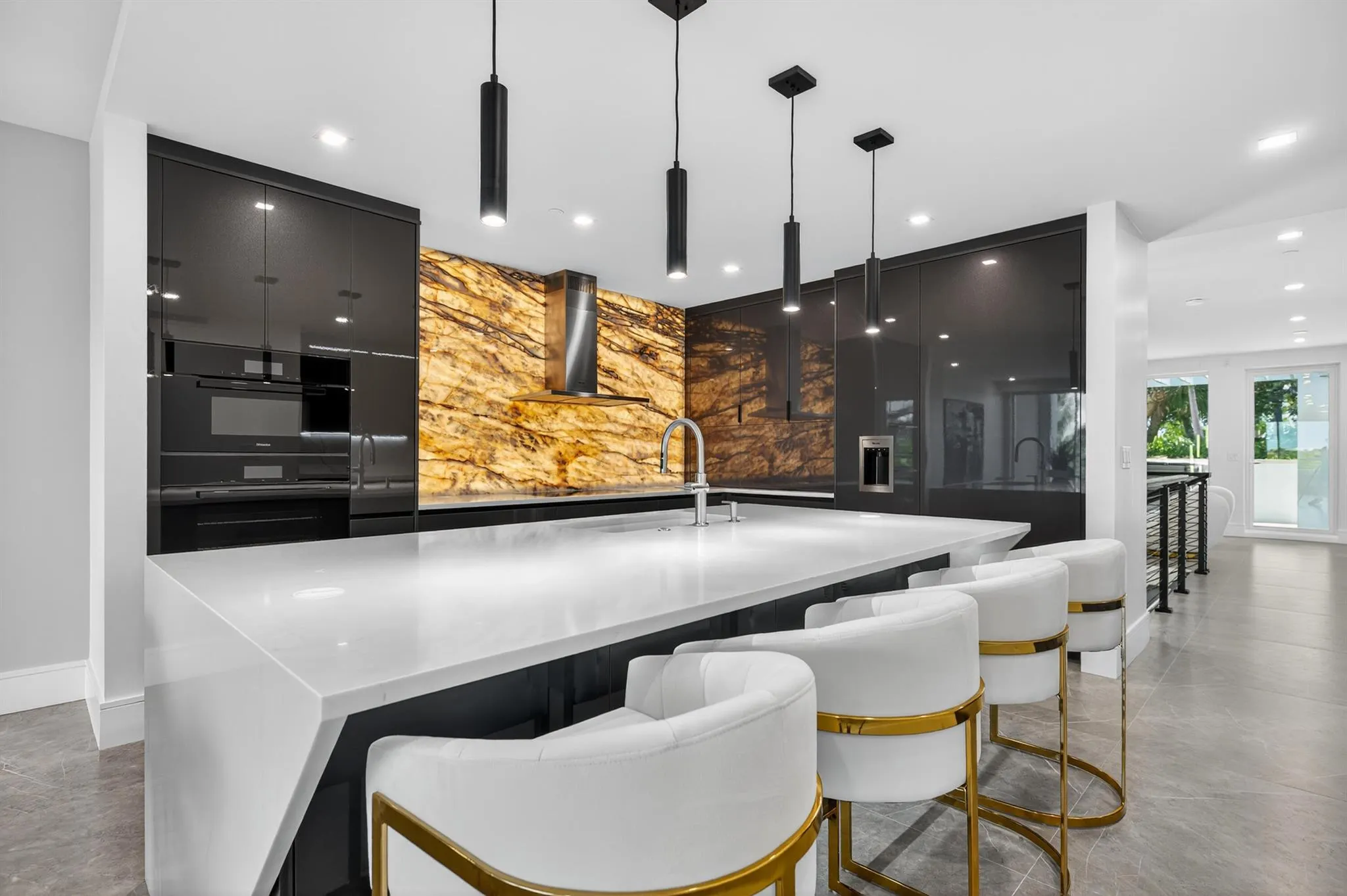 1 S Coastal Way, #205