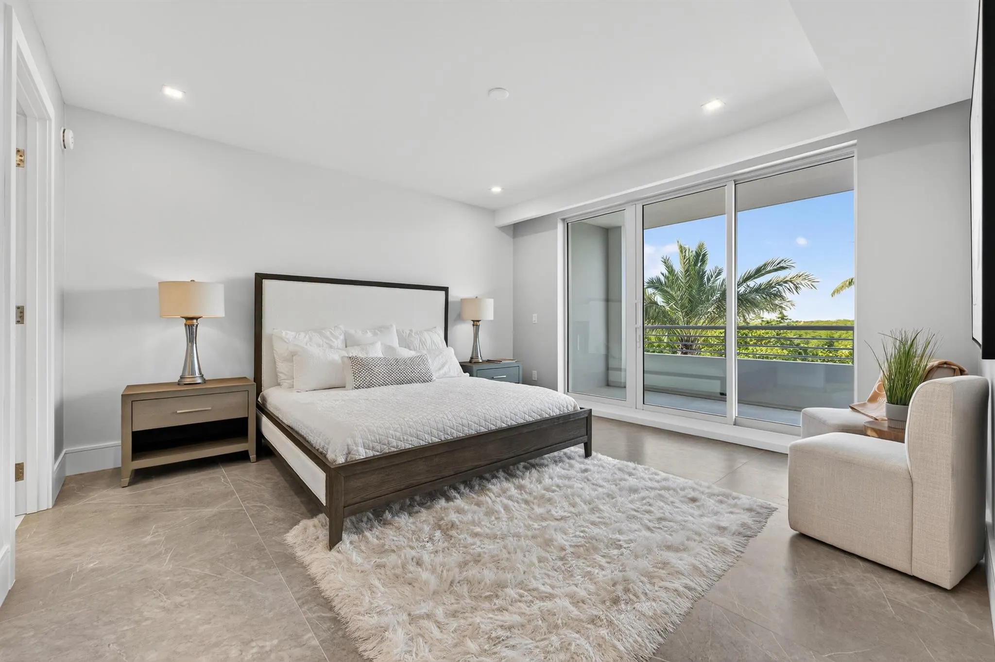 1 S Coastal Way, #205