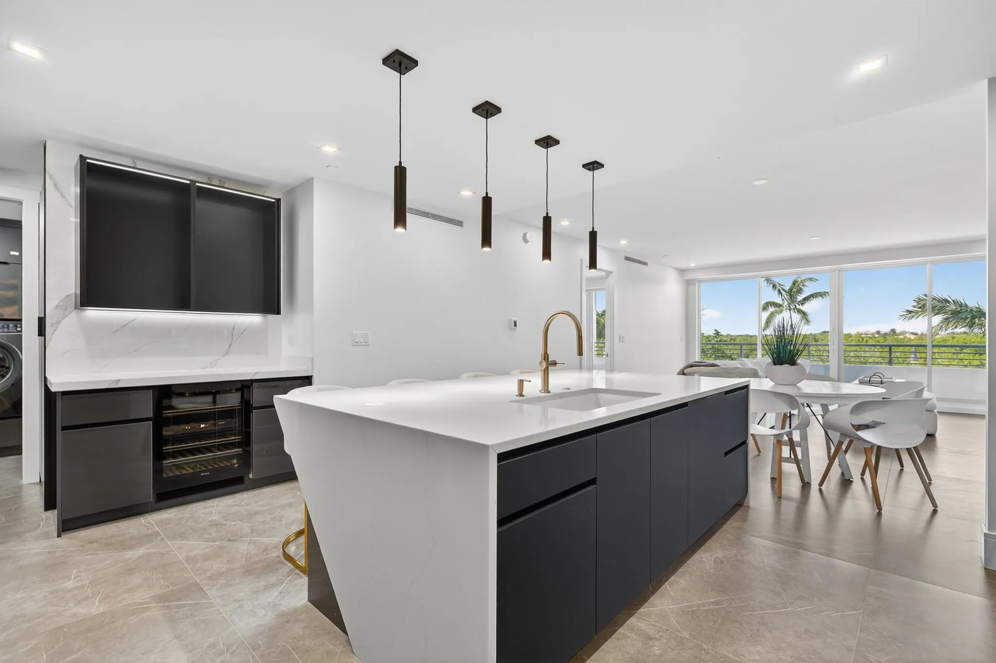 1 S Coastal Way, #205