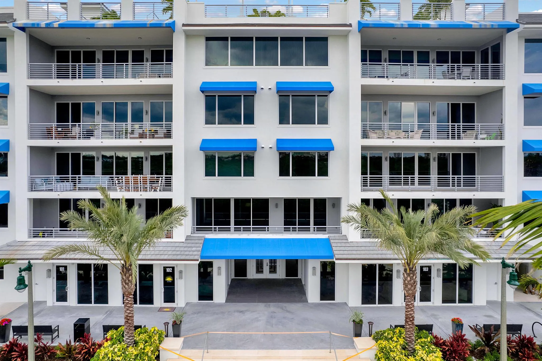 1 S Coastal Way, #303