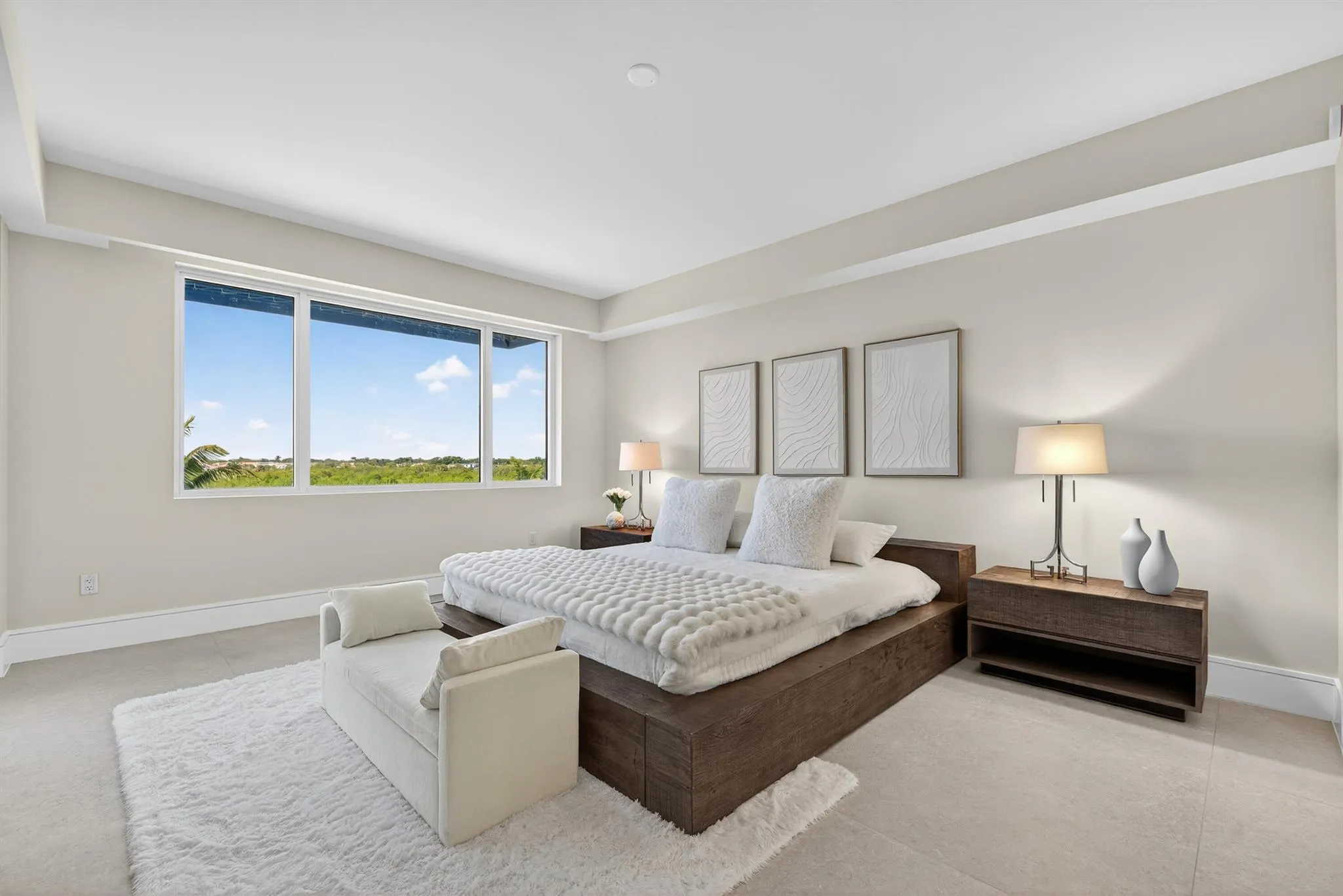 1 S Coastal Way, #303
