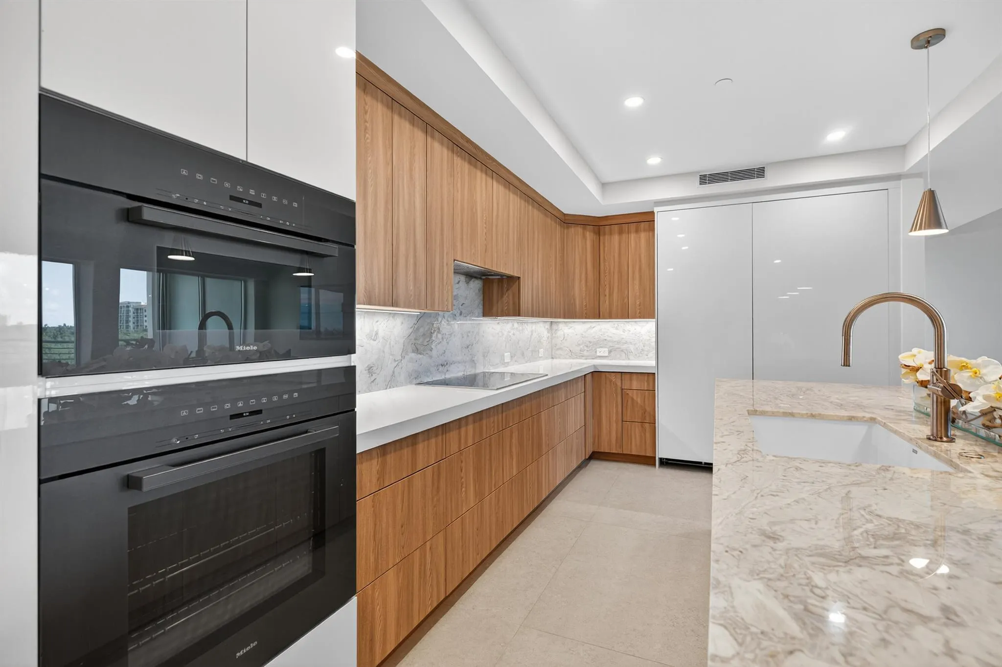1 S Coastal Way, #303