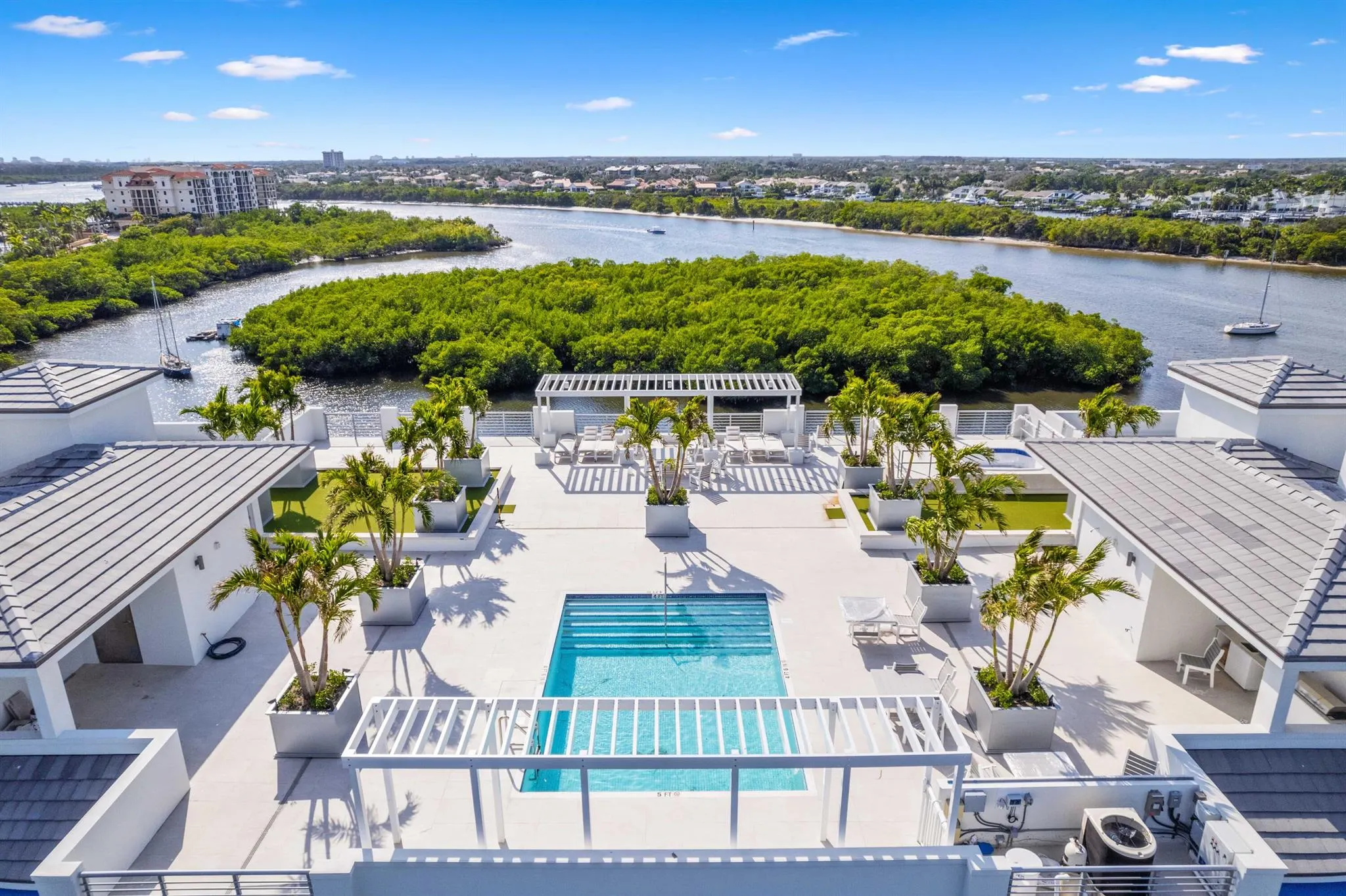 1 S Coastal Way, #303