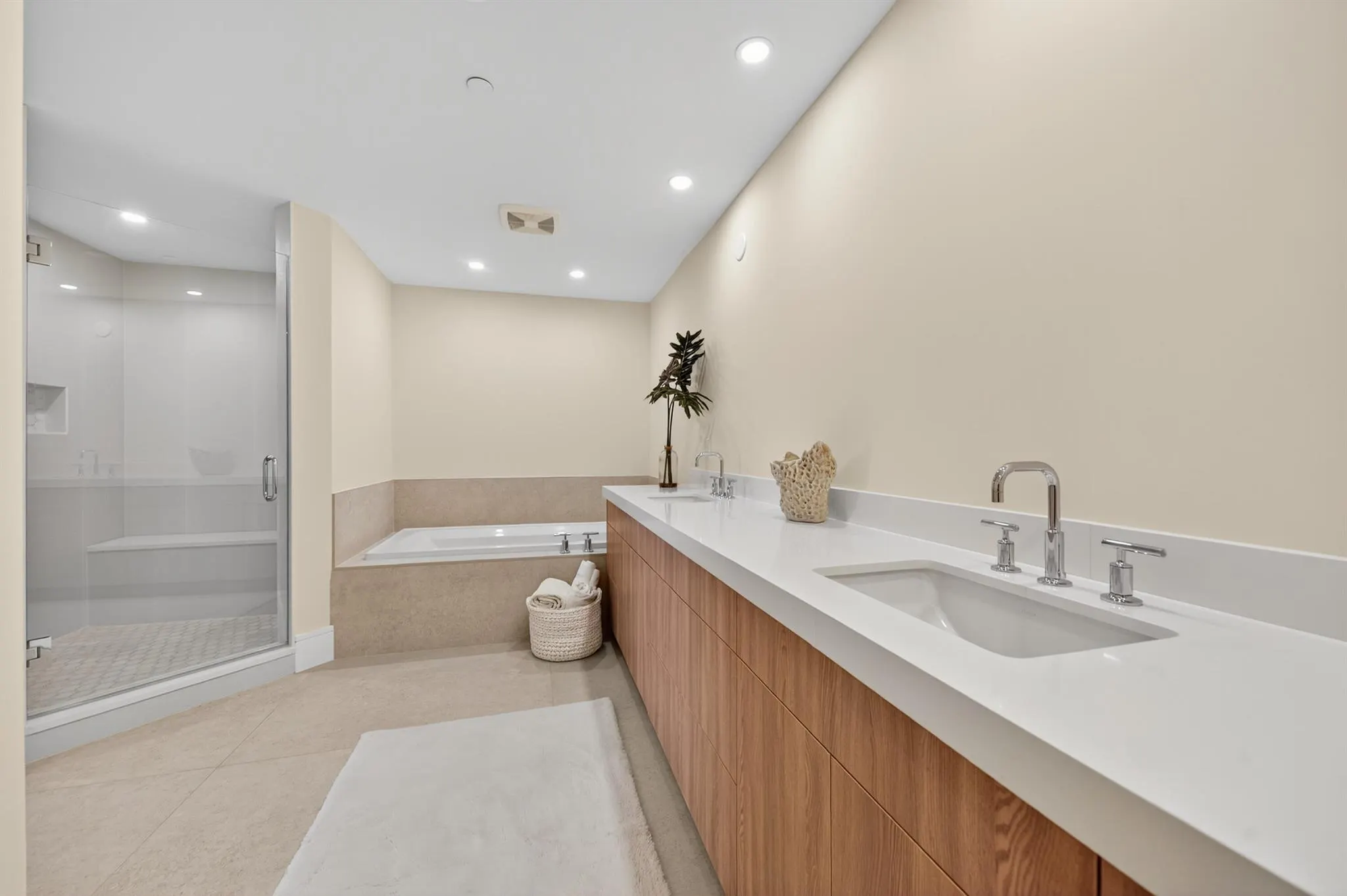 1 S Coastal Way, #303