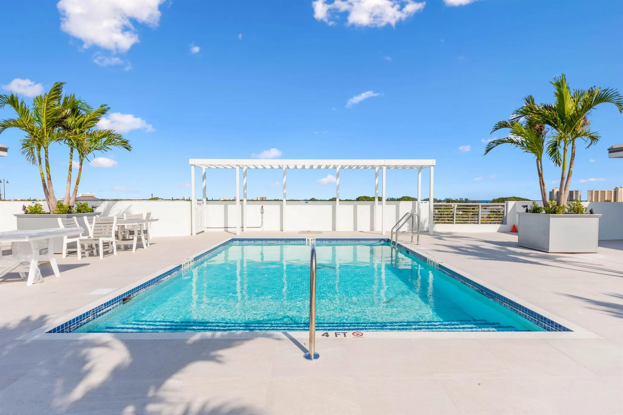 1 S Coastal Way, #303