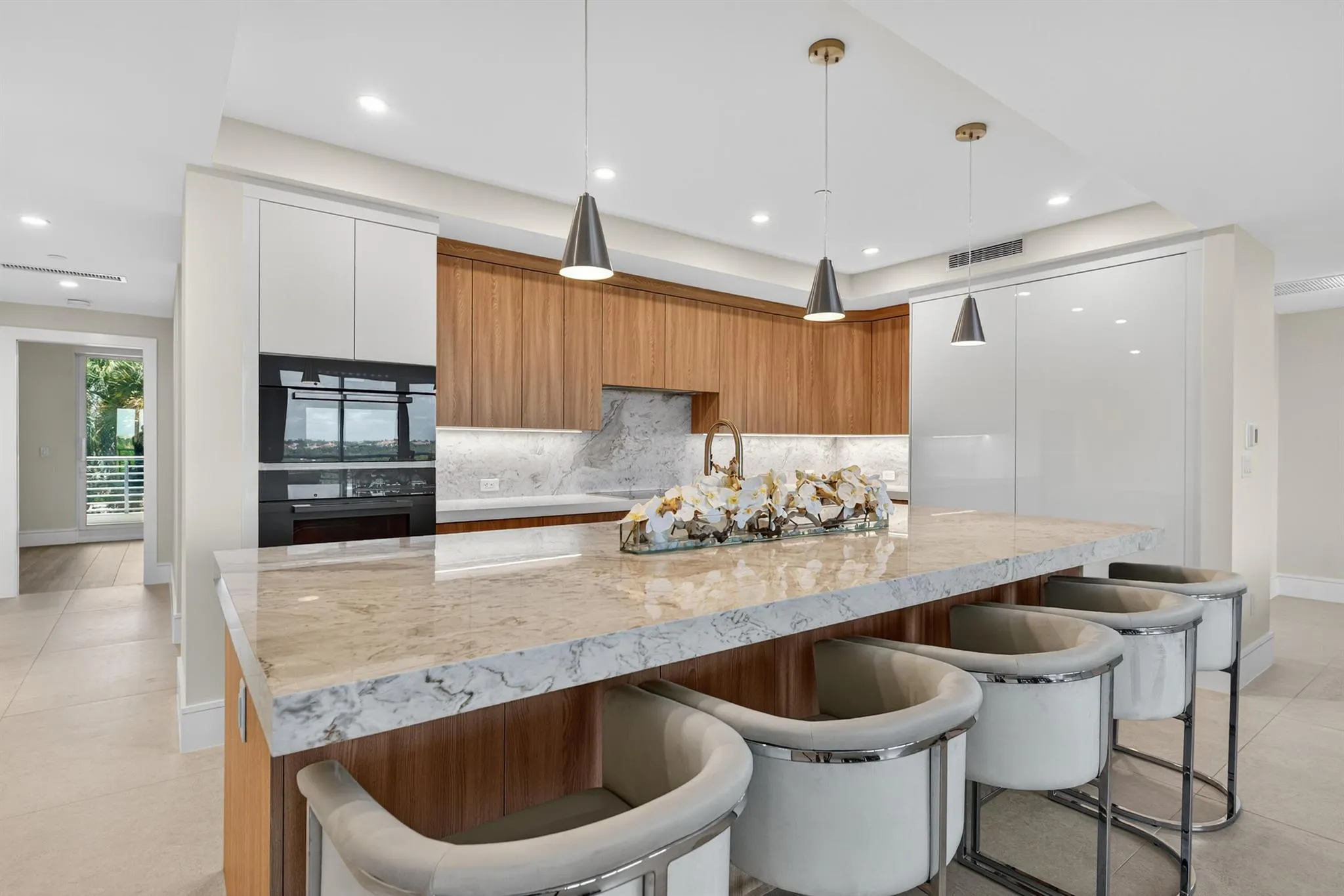 1 S Coastal Way, #303