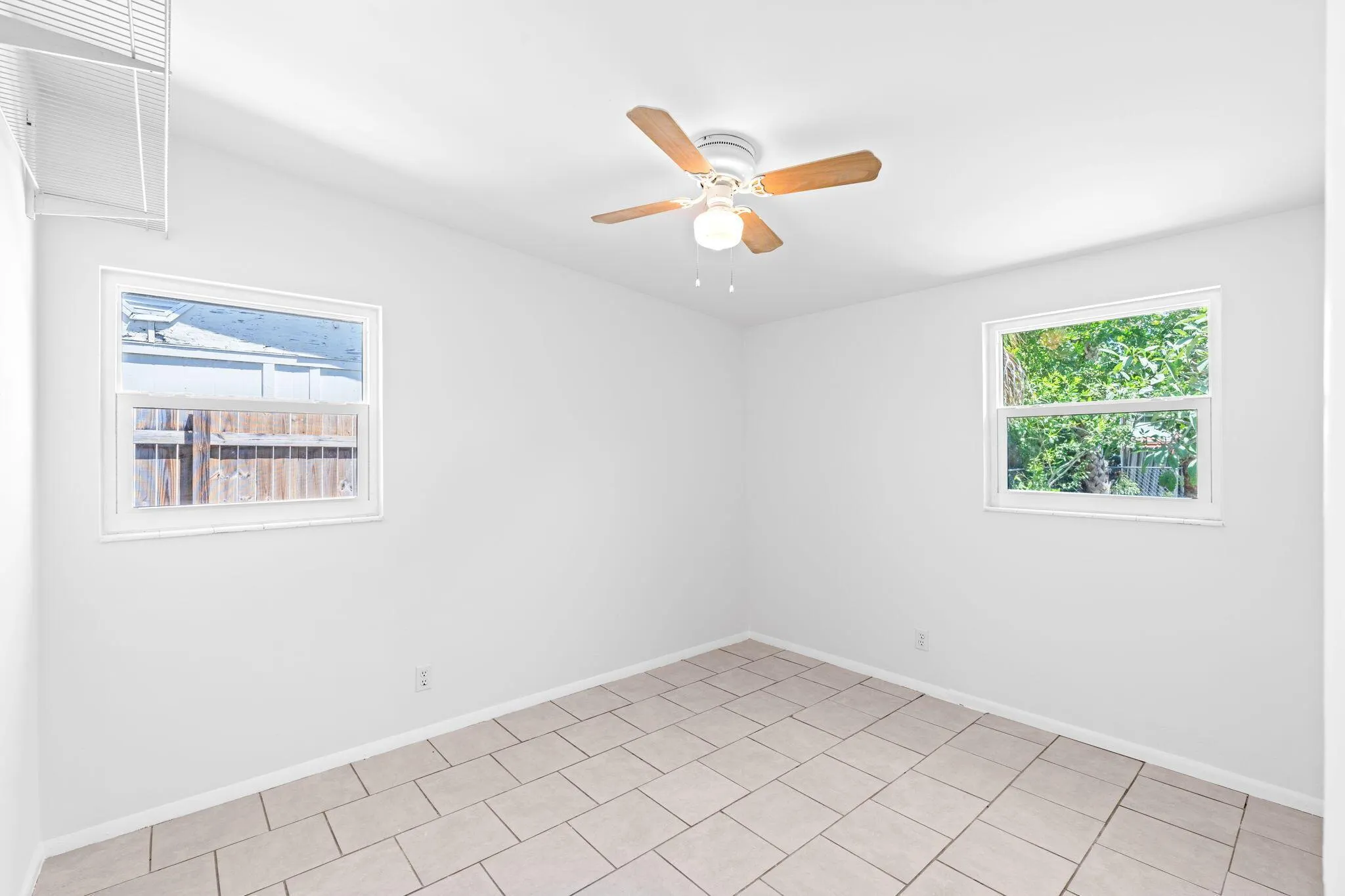3852 Catalina Road