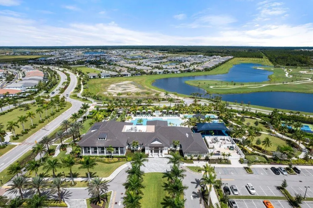 12404 Nautilus Circle