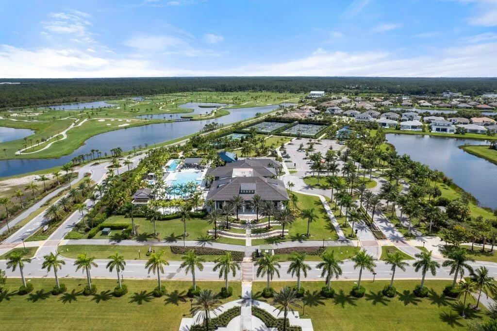 12404 Nautilus Circle