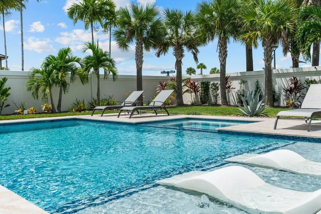 12404 Nautilus Circle