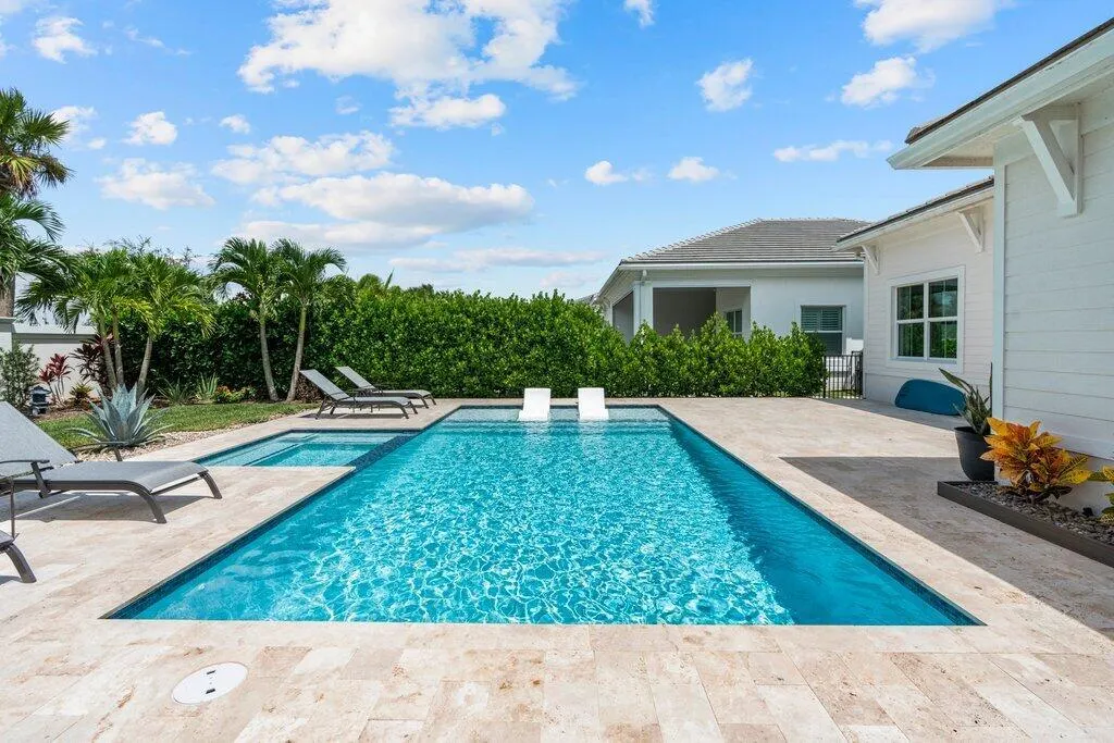 12404 Nautilus Circle