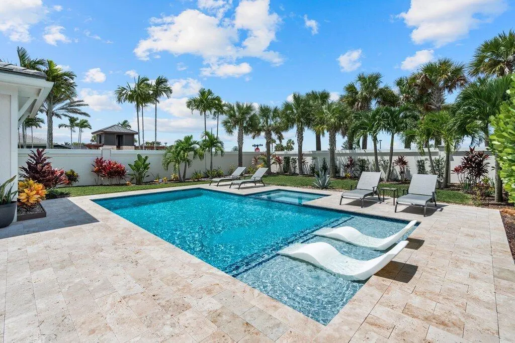 12404 Nautilus Circle