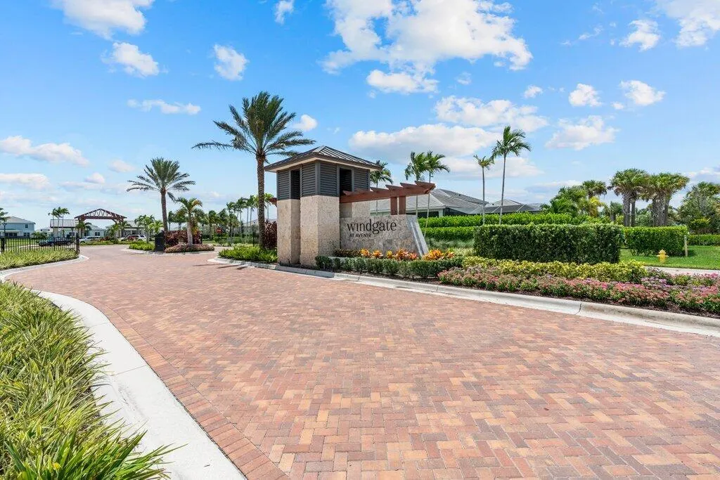 12404 Nautilus Circle