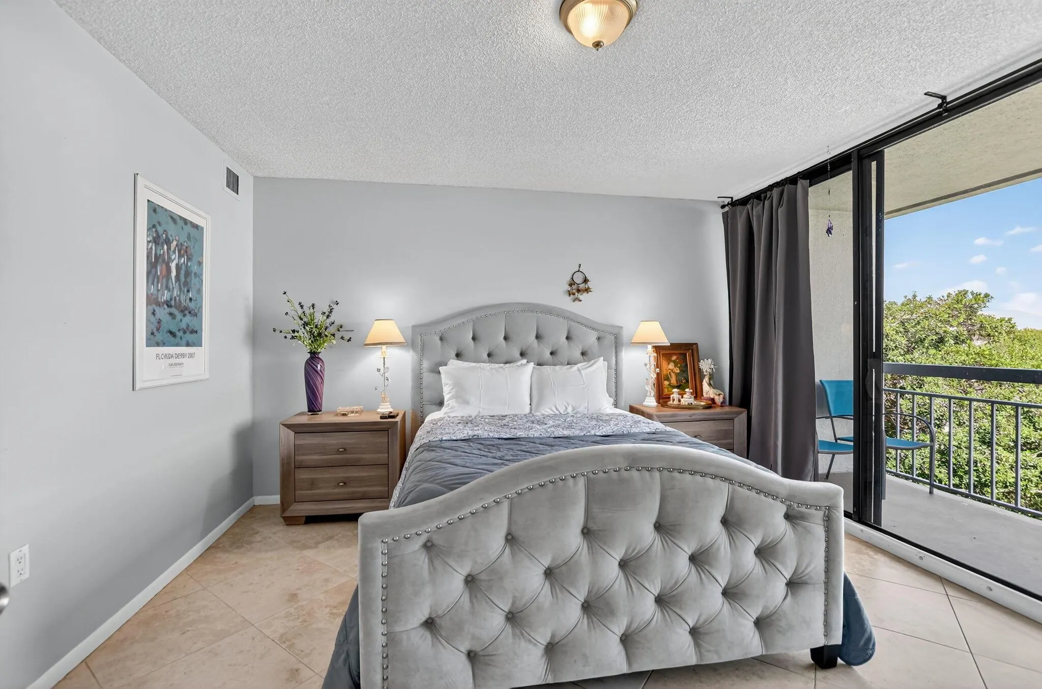 6205 Balboa Circle, #403
