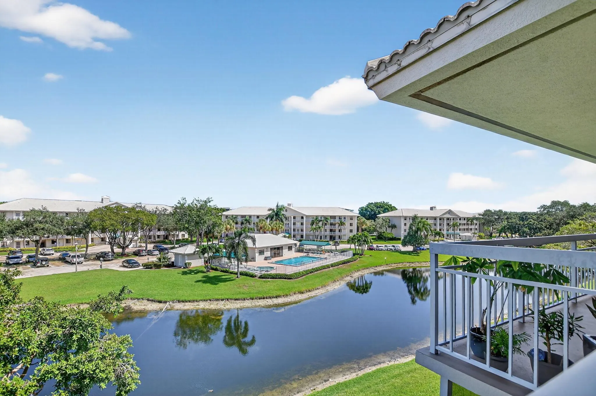 6205 Balboa Circle, #403