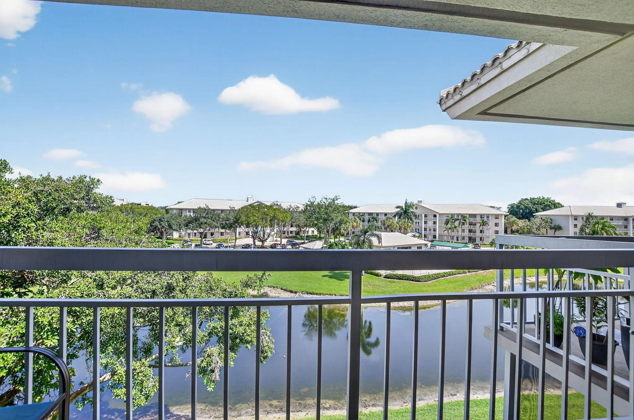 6205 Balboa Circle, #403