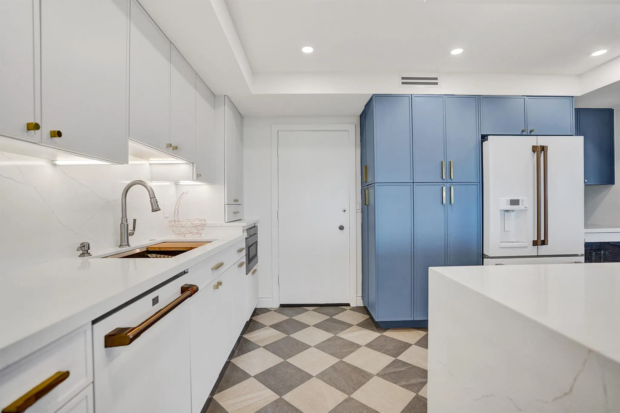 600 S Ocean Boulevard, #506