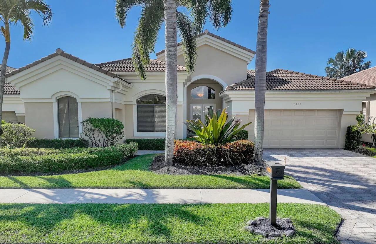 10250 Blue Heron Point