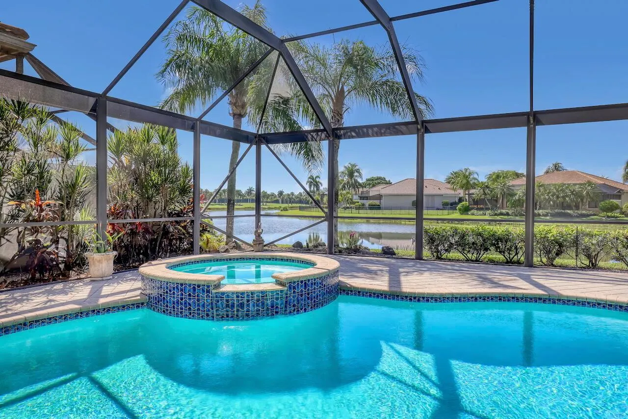10250 Blue Heron Point