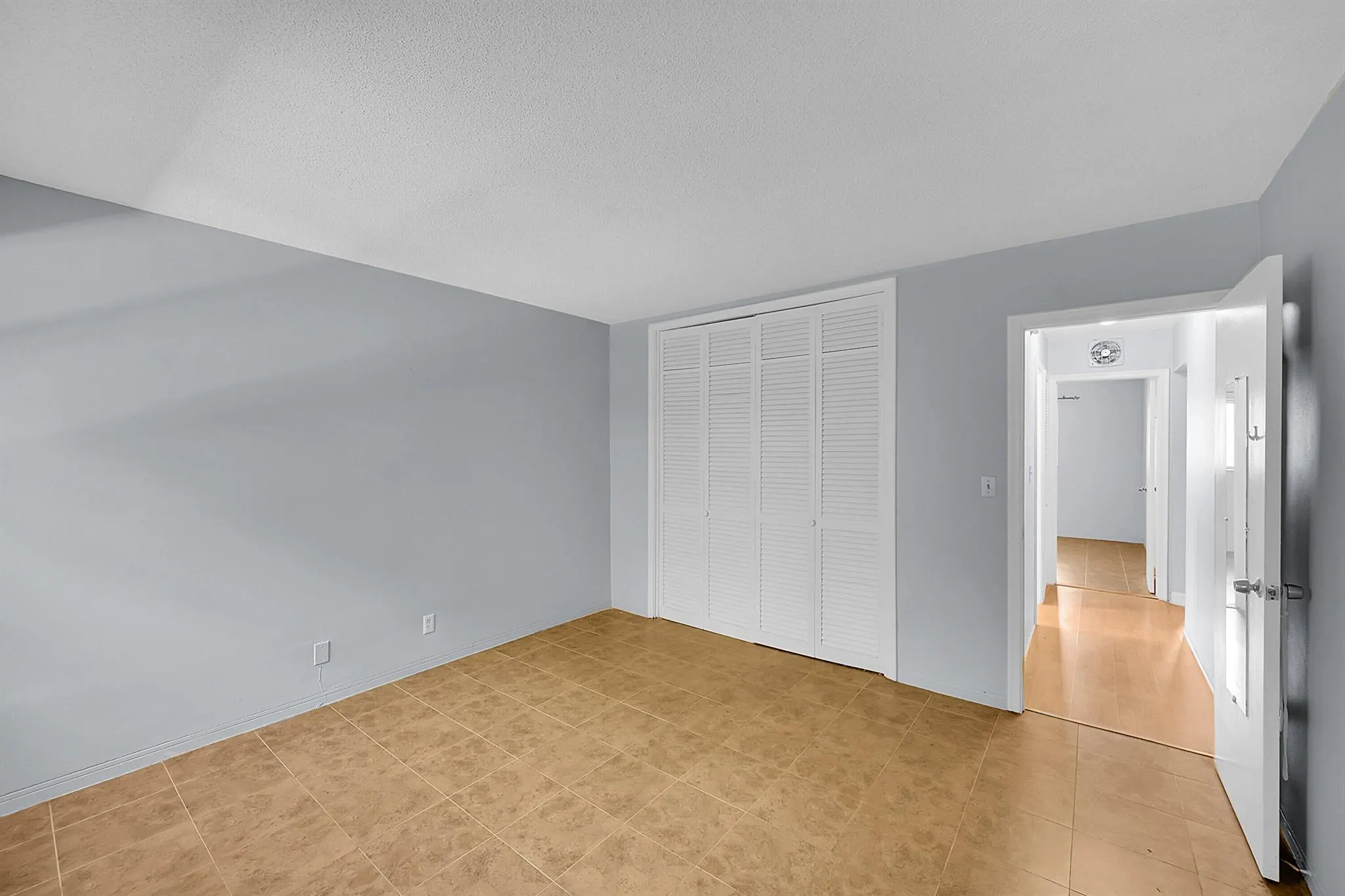 2115 NE 42nd Court, #110n