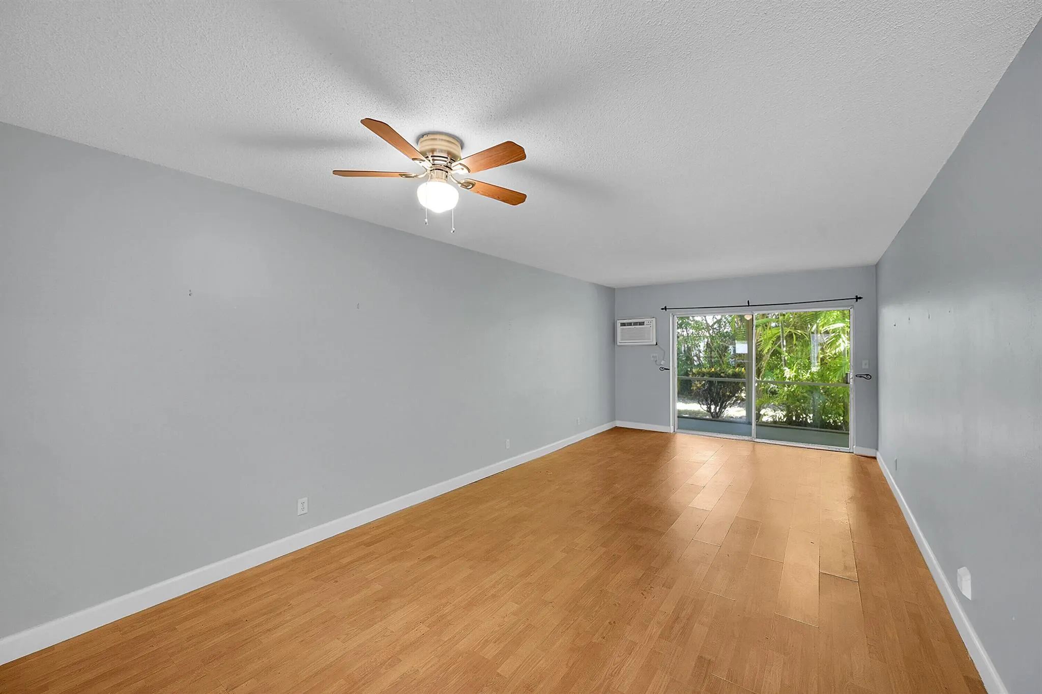 2115 NE 42nd Court, #110n