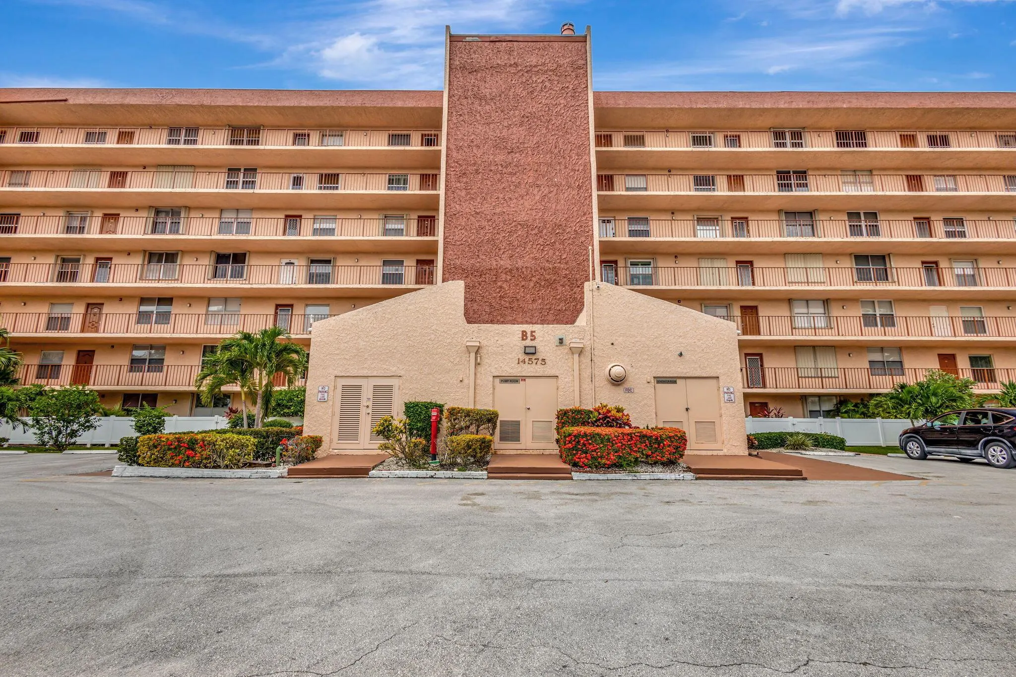 14575 Bonaire 605 Boulevard, #605
