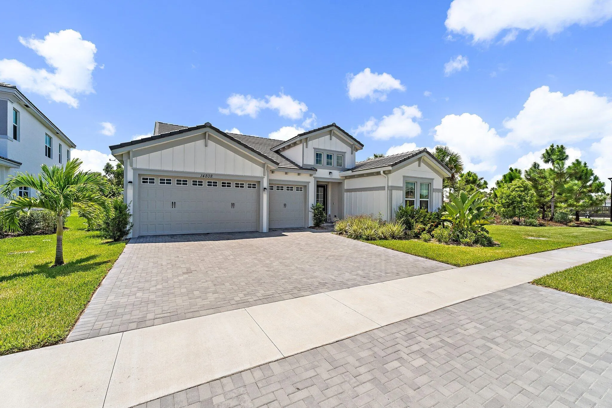 14808 Wildwood Circle