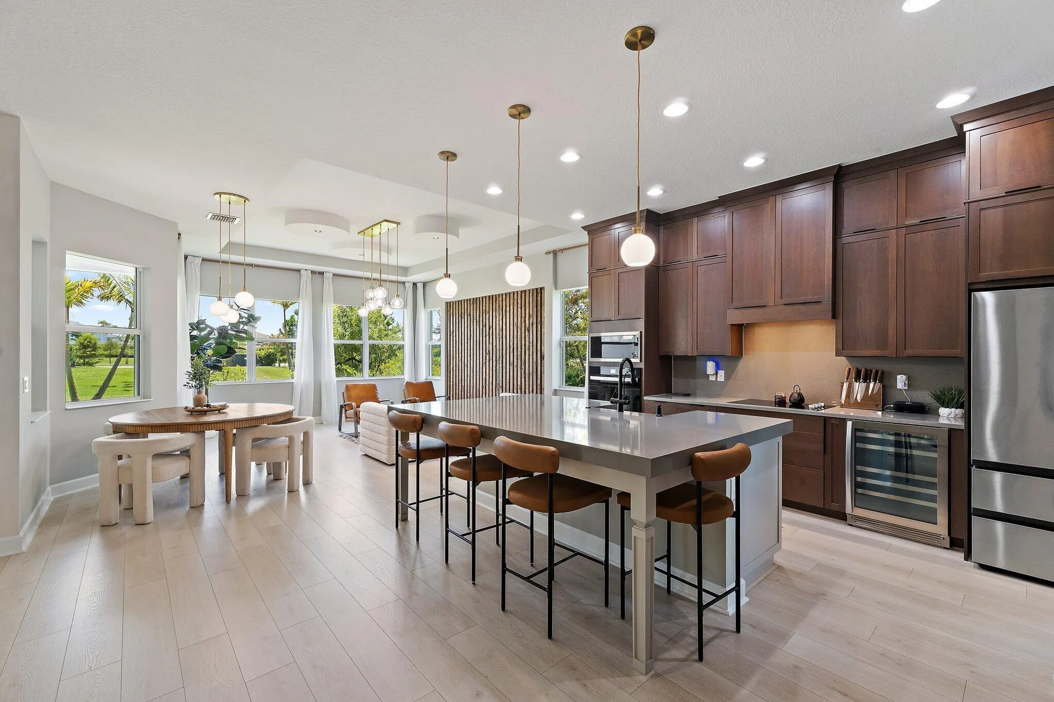 14808 Wildwood Circle