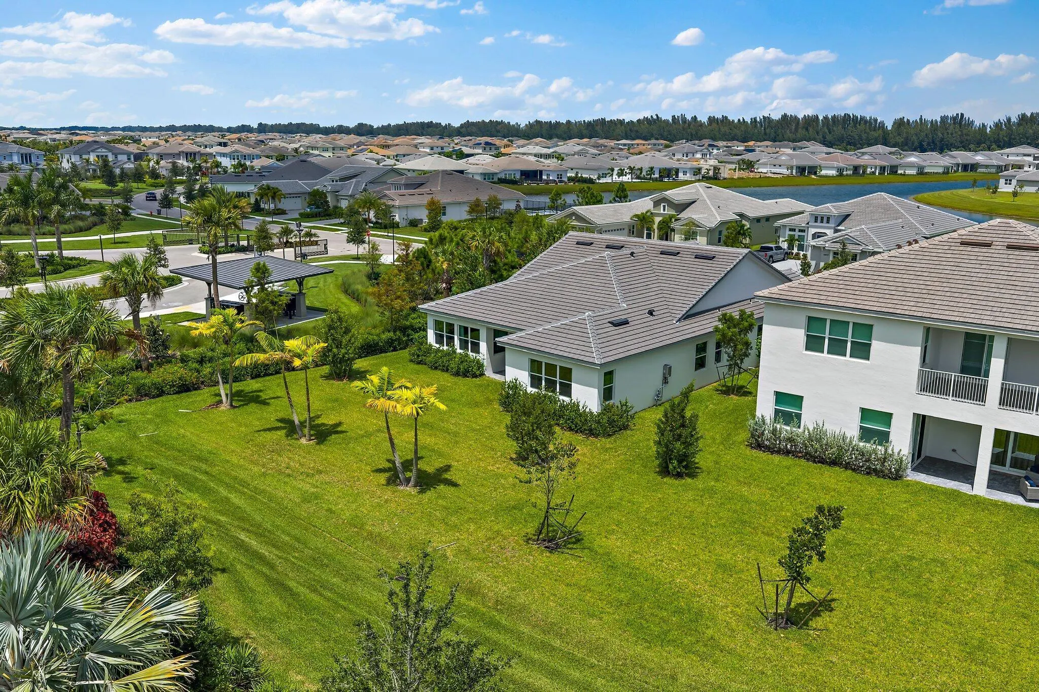 14808 Wildwood Circle