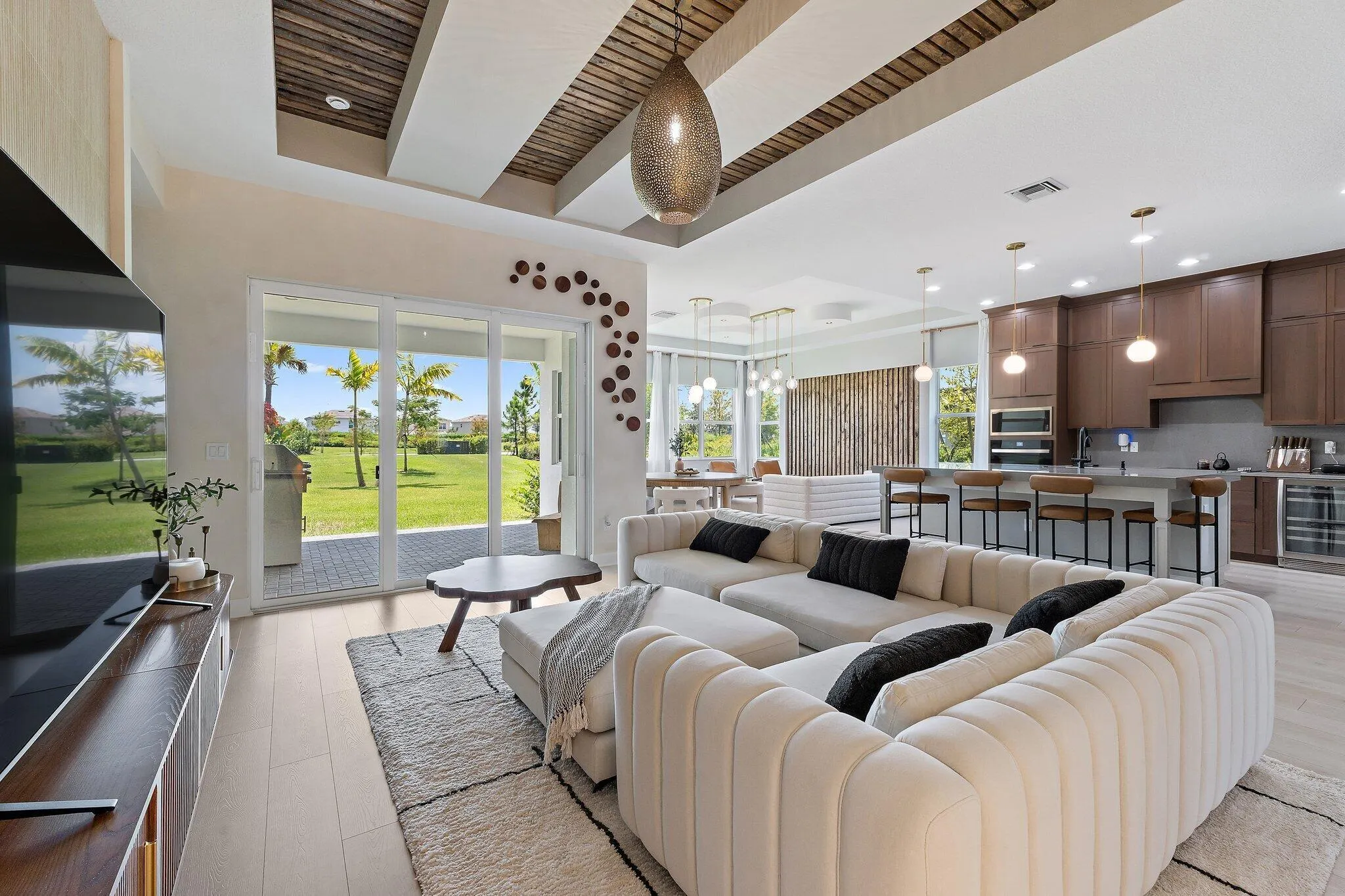14808 Wildwood Circle