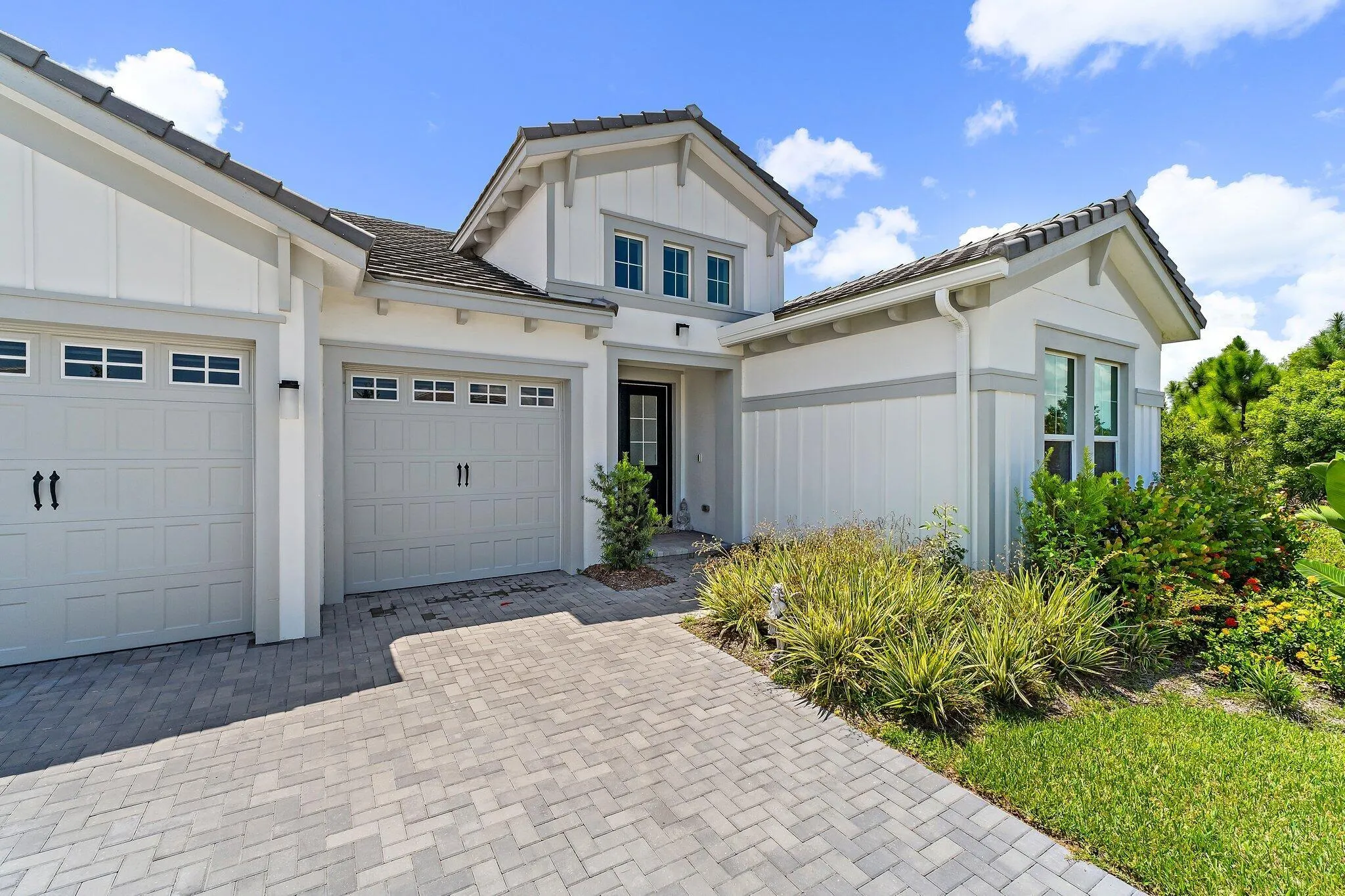 14808 Wildwood Circle