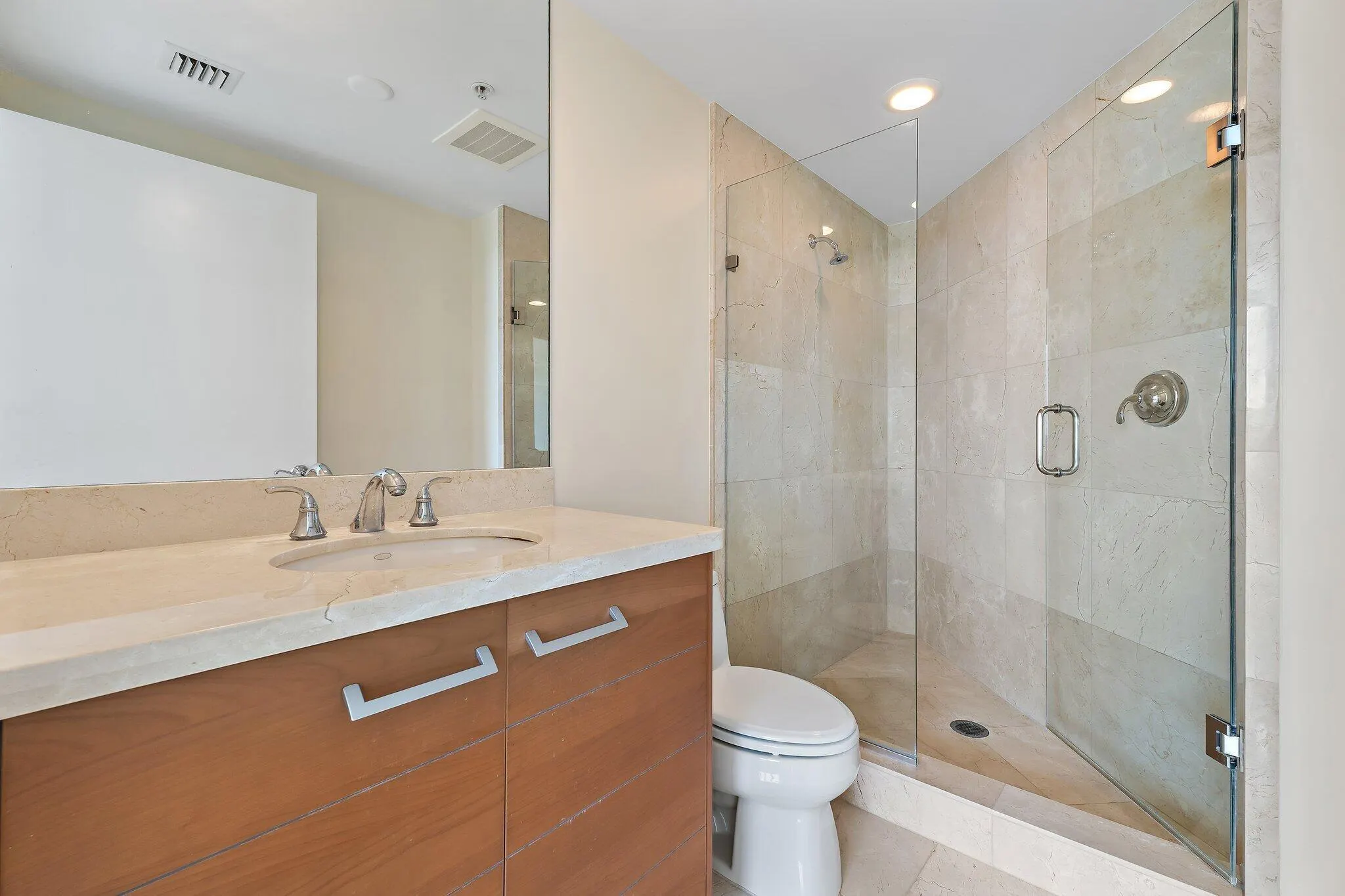 3610 Gardens Parkway, #904a